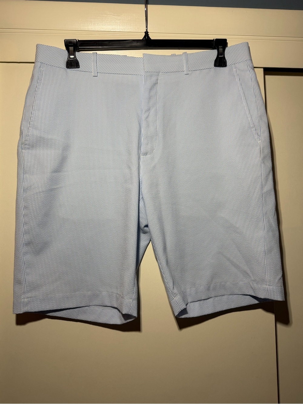 Men's Walter Hagen Light Blue Seersucker Shorts Flat Front size 36